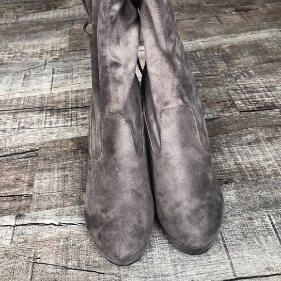 NWOT Catherine Malandrino grey booties size 8 - Picture 5 of 6